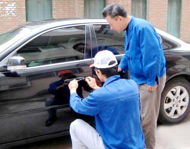 辽中开锁公司：车钥匙坏了怎么办